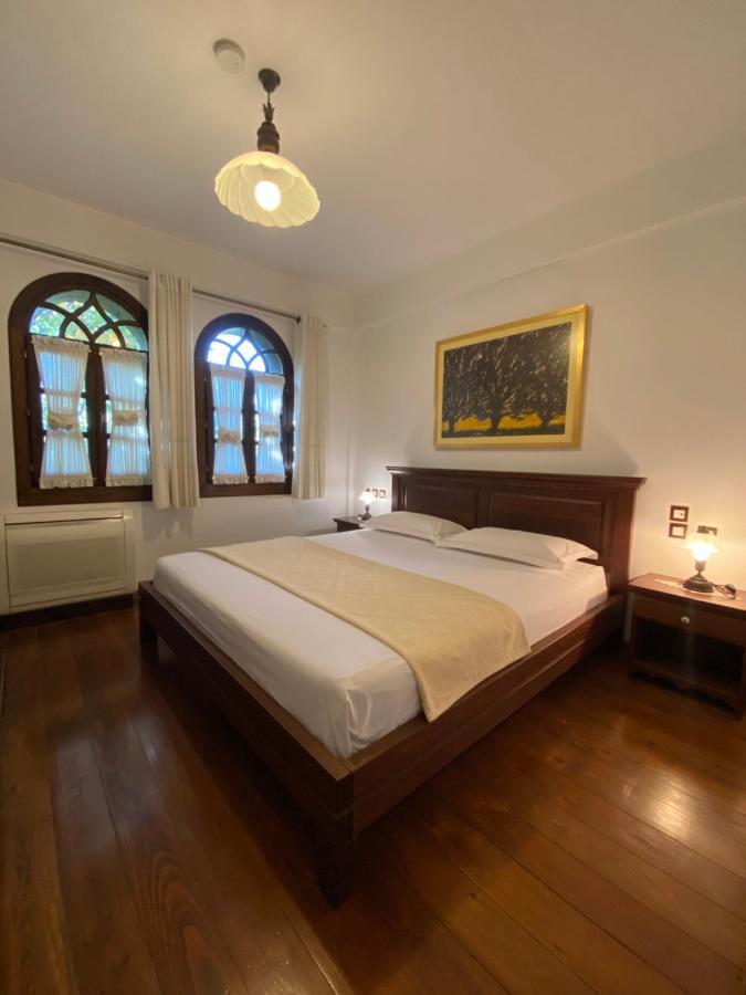 Boutique Hotel Muzaka เบราท ภายนอก รูปภาพ