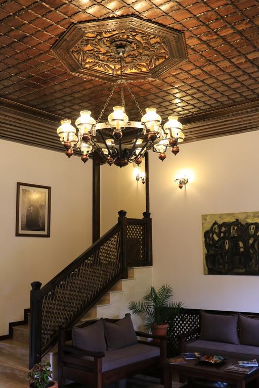 Boutique Hotel Muzaka เบราท ภายนอก รูปภาพ